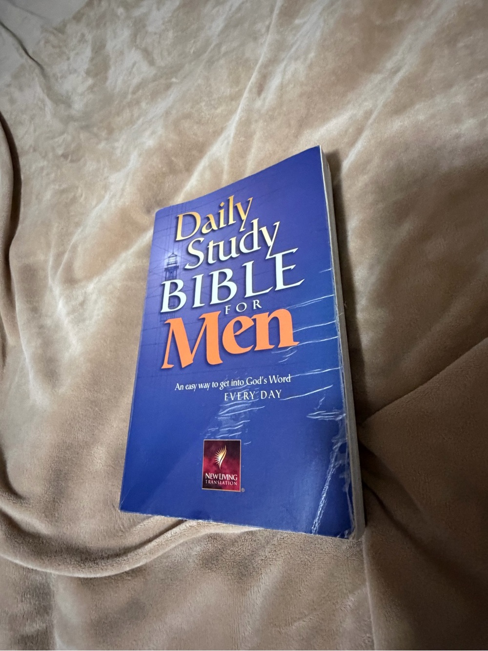 Daily Study Bible for Men - Blue and Orange Paperback New Living Translation